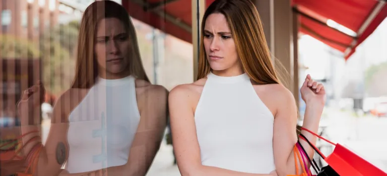 Приклади назв для інтернет-магазину жіночого одягу