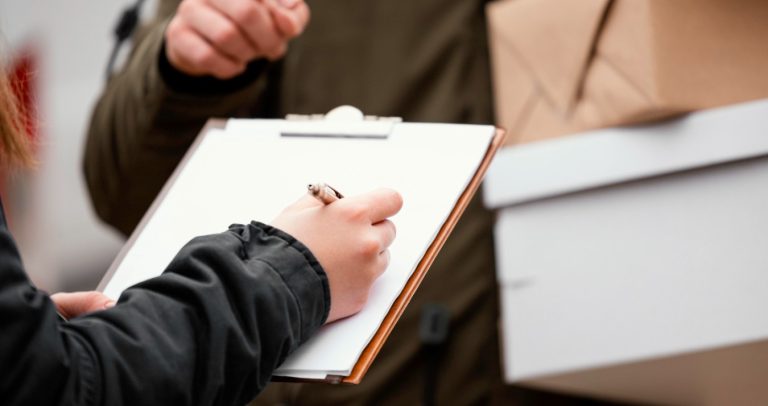 Як обробляти замовлення та повернення в інтернет-магазині